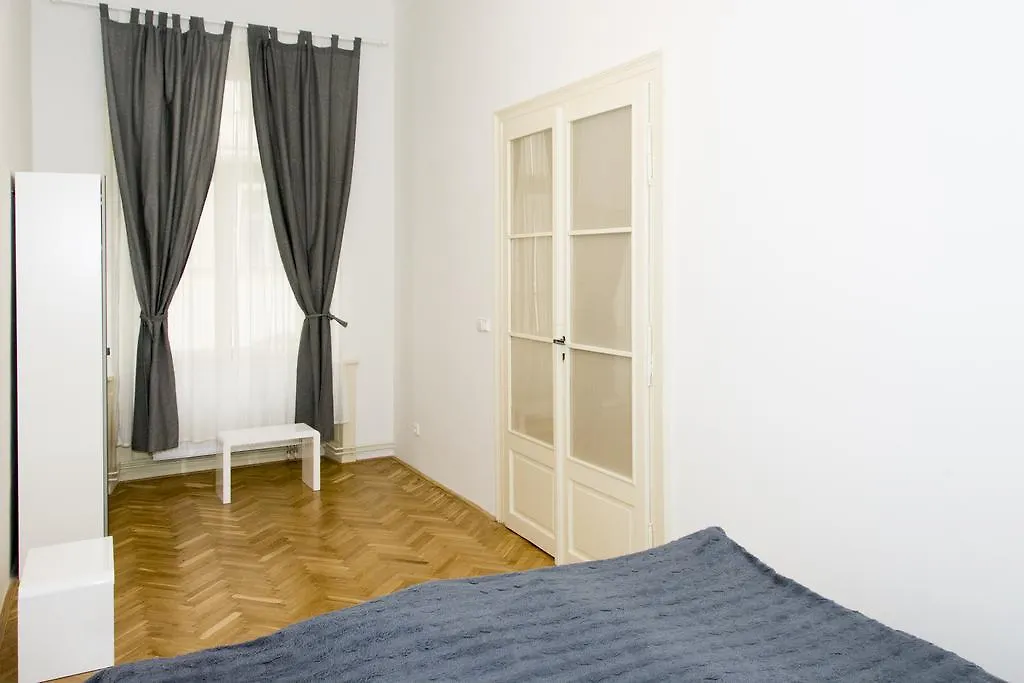 Apartments Truhlarska Prague