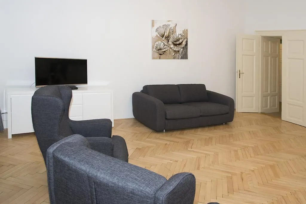 Apartments Truhlarska Praga
